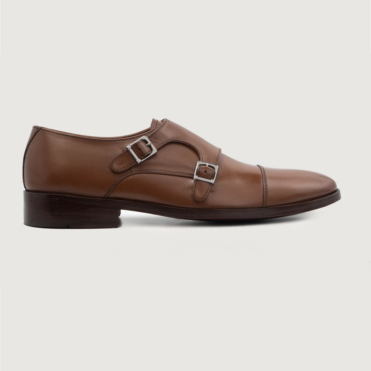 Brown Full-Grain leather Shoes - グッドイヤーウェルト製法とつま先トウボックスのディテール