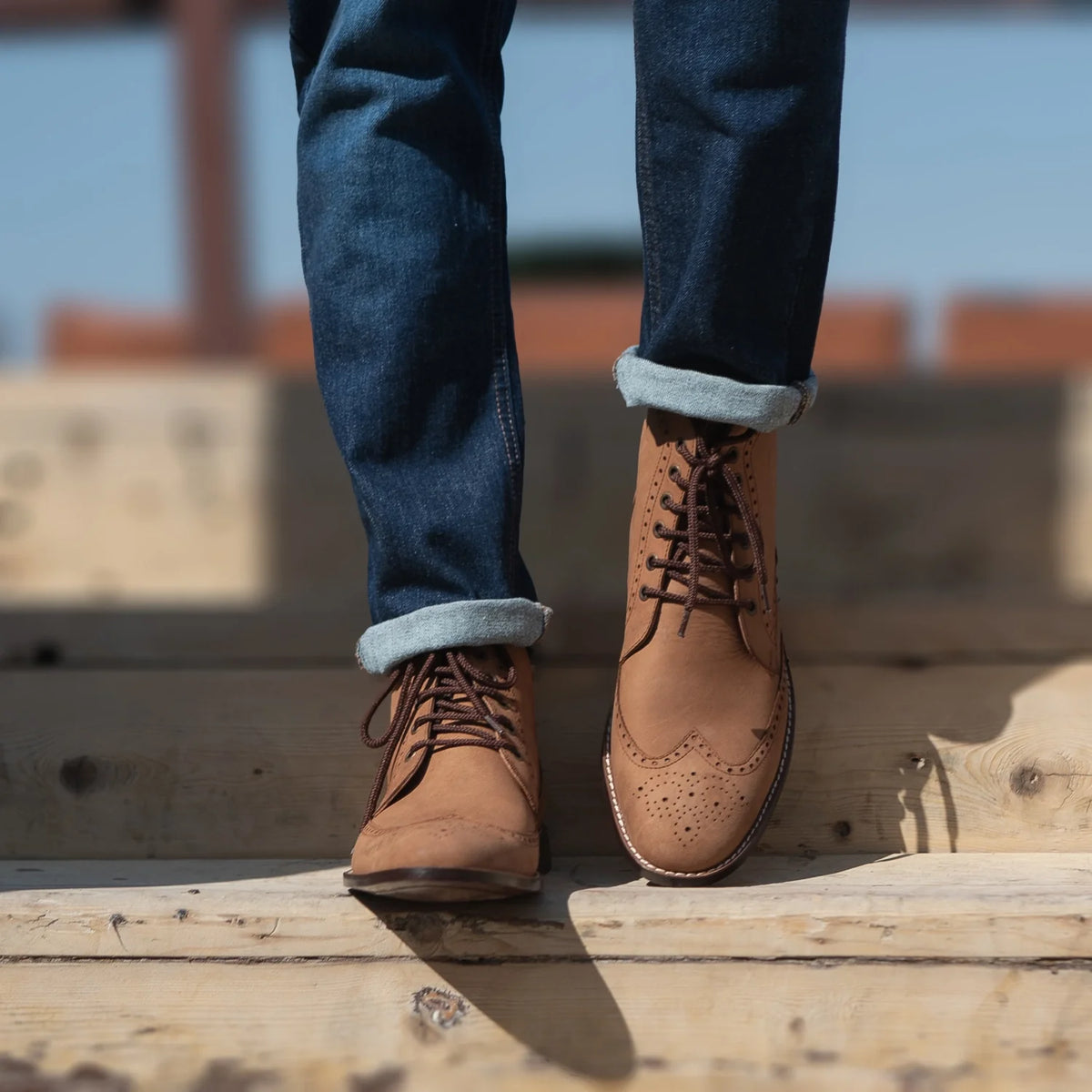 Tailored Rib Cuffs & Hem Craftsmanship Construction Detail on Duster Brogues Derby ブラウン Nubuck レザーブーツ メンズ For Men