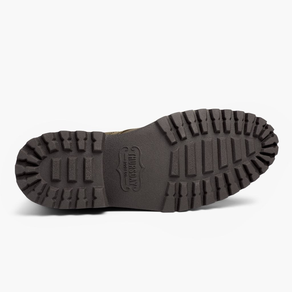 High-Traction Rubber Outsole & Lug Tread Pattern on Captain StormKing® マットダークオリーブ レザーブーツ メンズ