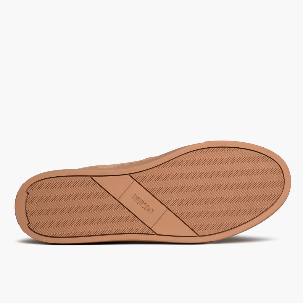 High-Traction Rubber Outsole & Lug Tread Pattern on Court Clay レザースニーカー メンズ
