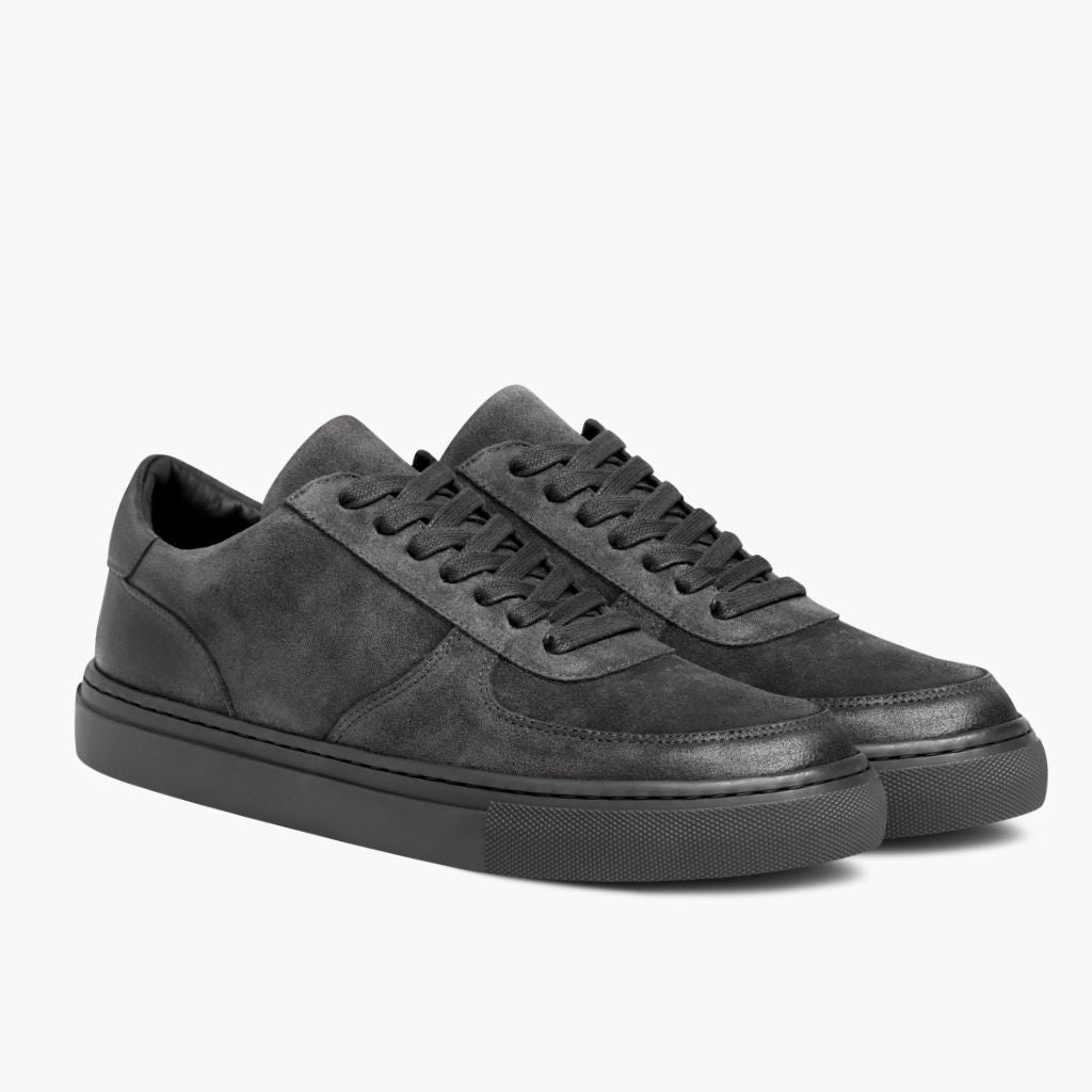Court Smoke レザースニーカー メンズ in Classic Full-Grain Leather - 側面ビュー | 公式オンライン通販