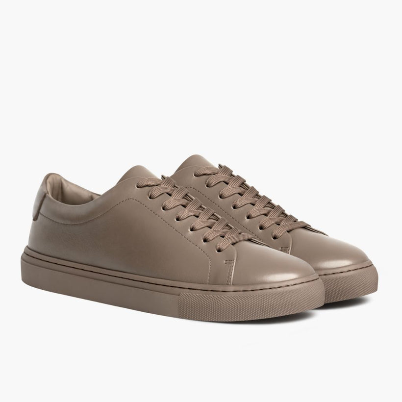 Encore Taupe Leather Sneakers レディース