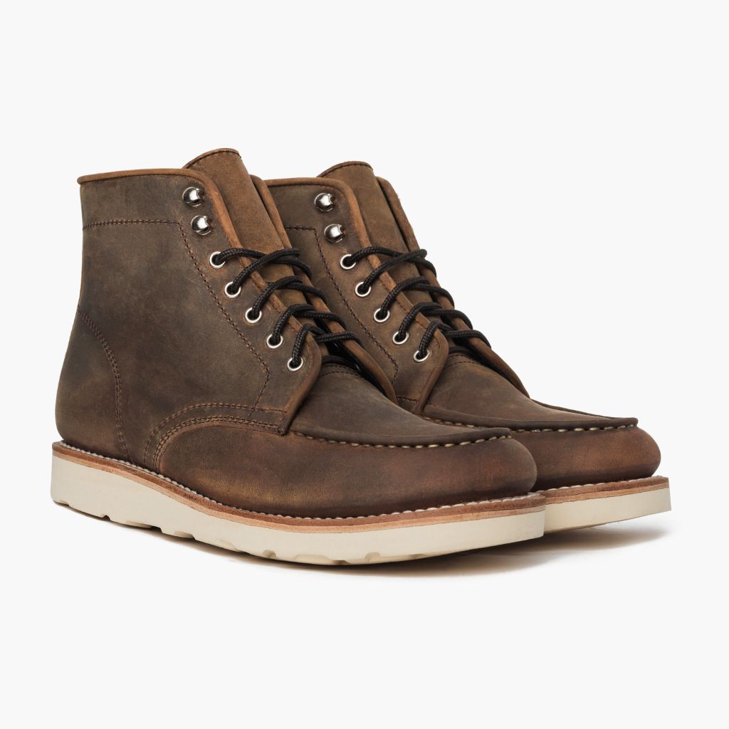 Diplomat バーントカッパー レザーブーツ メンズ in Classic Full-Grain Leather - 側面ビュー | 公式オンライン通販