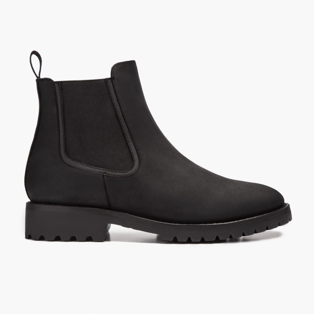 Black Full-Grain leather Boots - グッドイヤーウェルト製法とつま先トウボックスのディテール