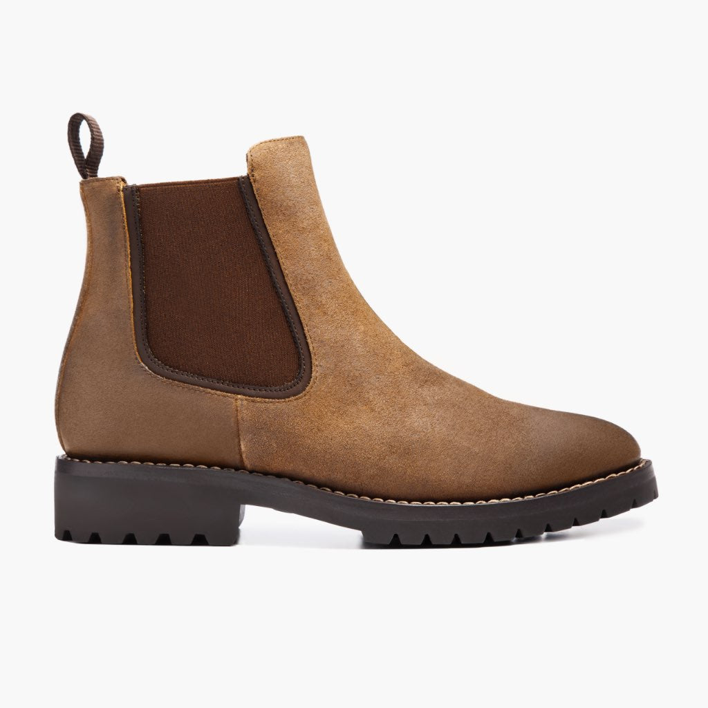 Classic Full-Grain leather Boots - グッドイヤーウェルト製法とつま先トウボックスのディテール