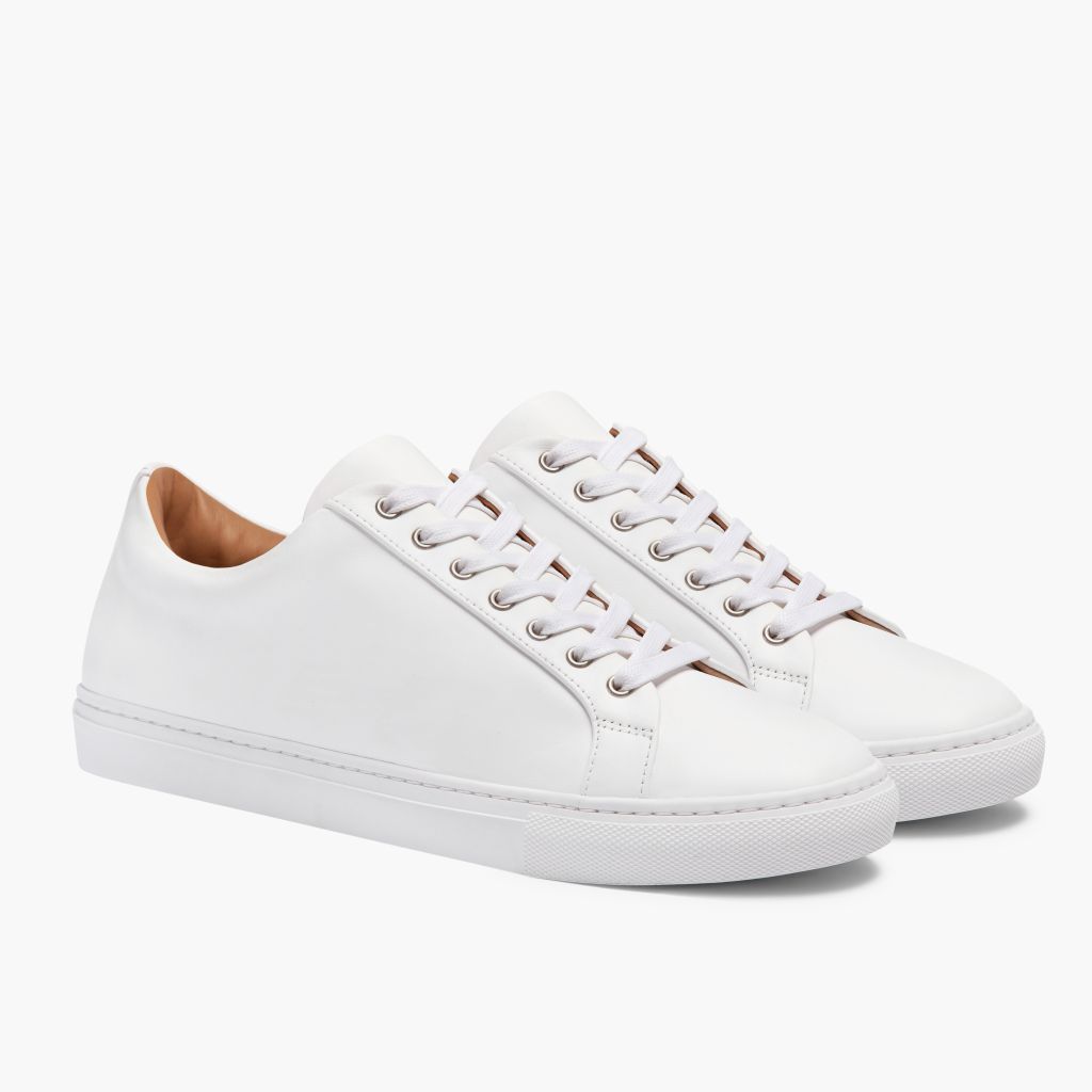 Premier Low Top ホワイト レザースニーカー メンズ For Men in White Full-Grain Leather - 側面ビュー | 公式オンライン通販