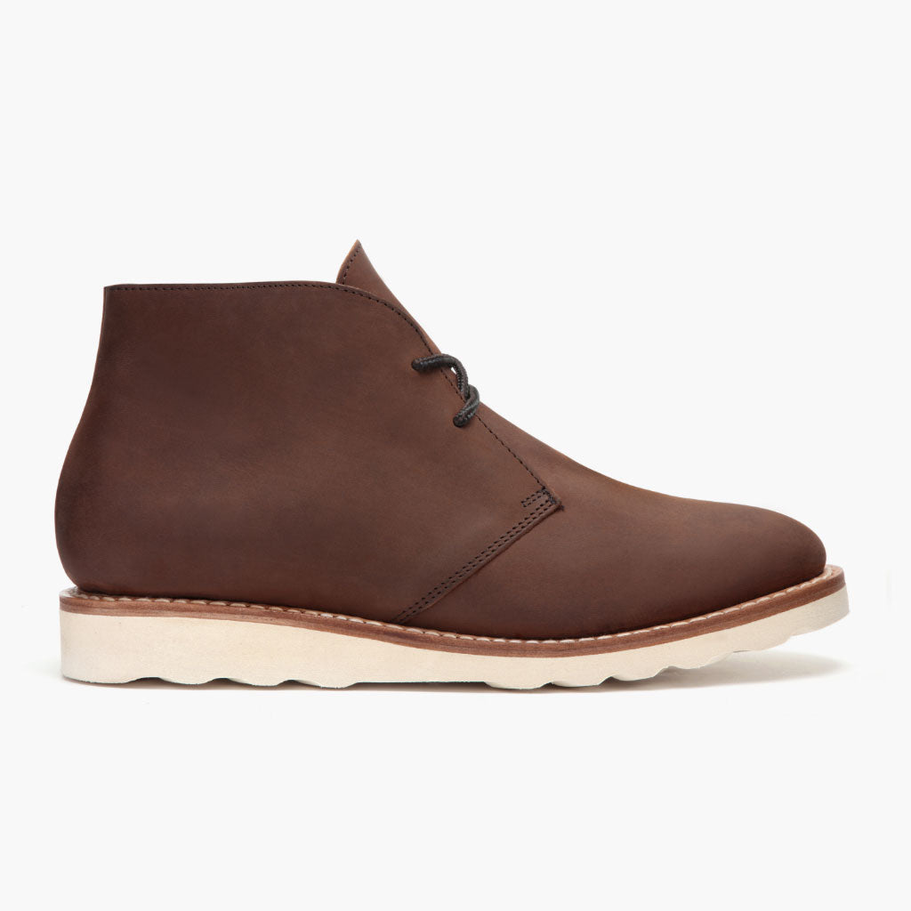 Classic Full-Grain leather Boots - グッドイヤーウェルト製法とつま先トウボックスのディテール