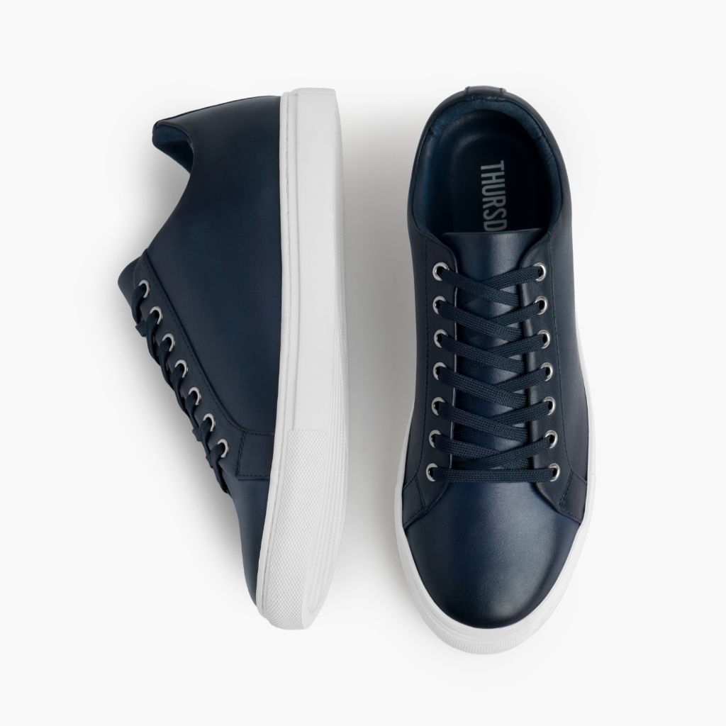 Premier Low Top Deep ブルー レザースニーカー メンズ For Men - 補強ヒールカウンターと高精度2本針ステッチのディテール