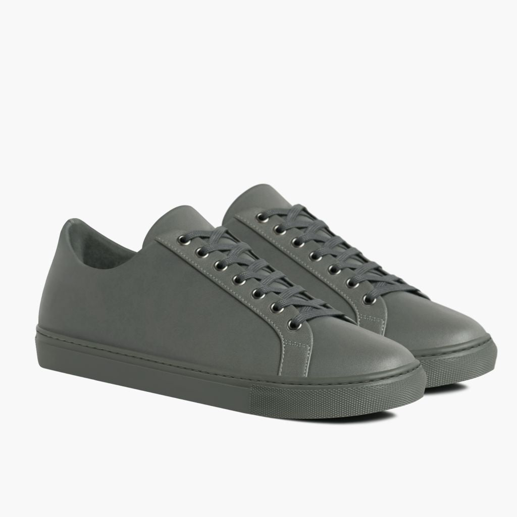 Premier Low Top グレー レザースニーカー メンズ For Men in Grey Full-Grain Leather - 側面ビュー | 公式オンライン通販