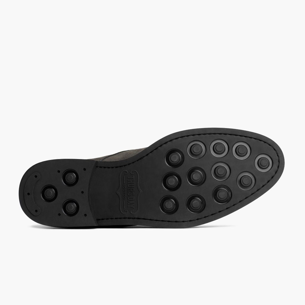 High-Traction Rubber Outsole & Lug Tread Pattern on Cadet シャドウグレー レザーブーツ メンズ