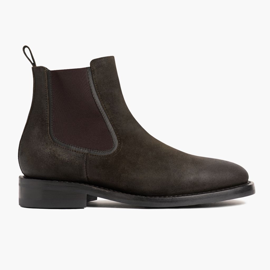 Olive Goatskin Suede Leather Boots - グッドイヤーウェルト製法とつま先トウボックスのディテール