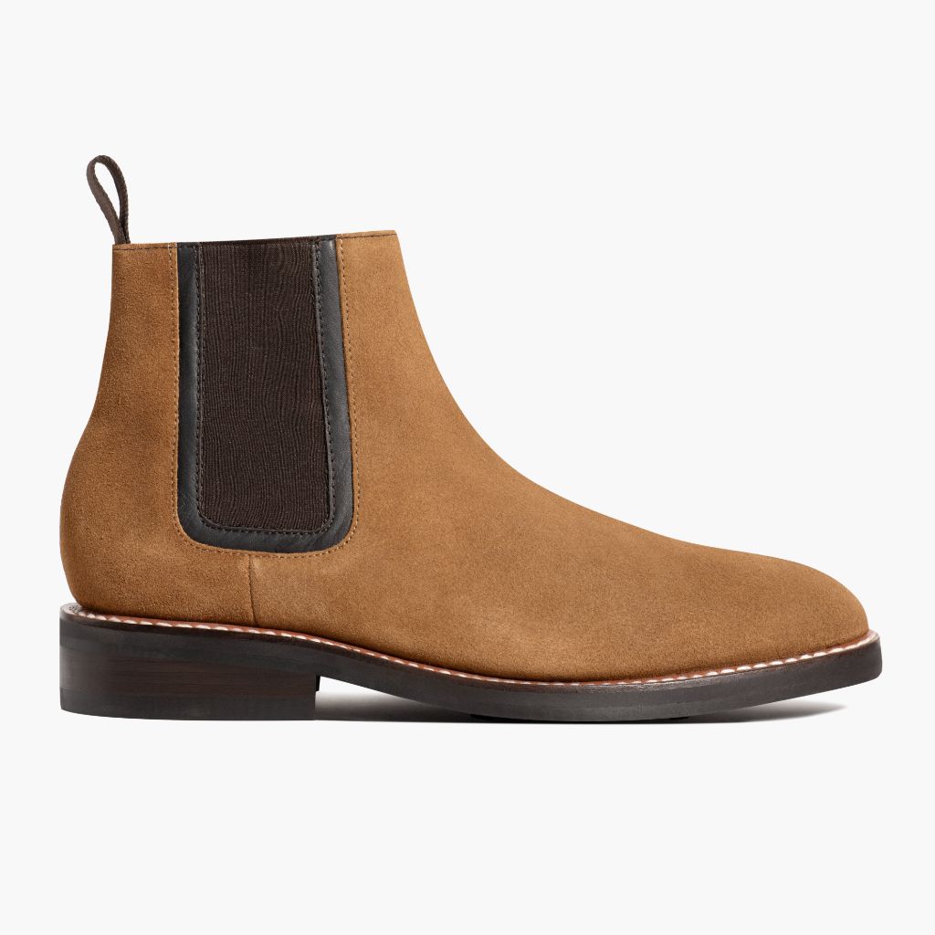 Classic Goatskin Suede Leather Boots - グッドイヤーウェルト製法とつま先トウボックスのディテール
