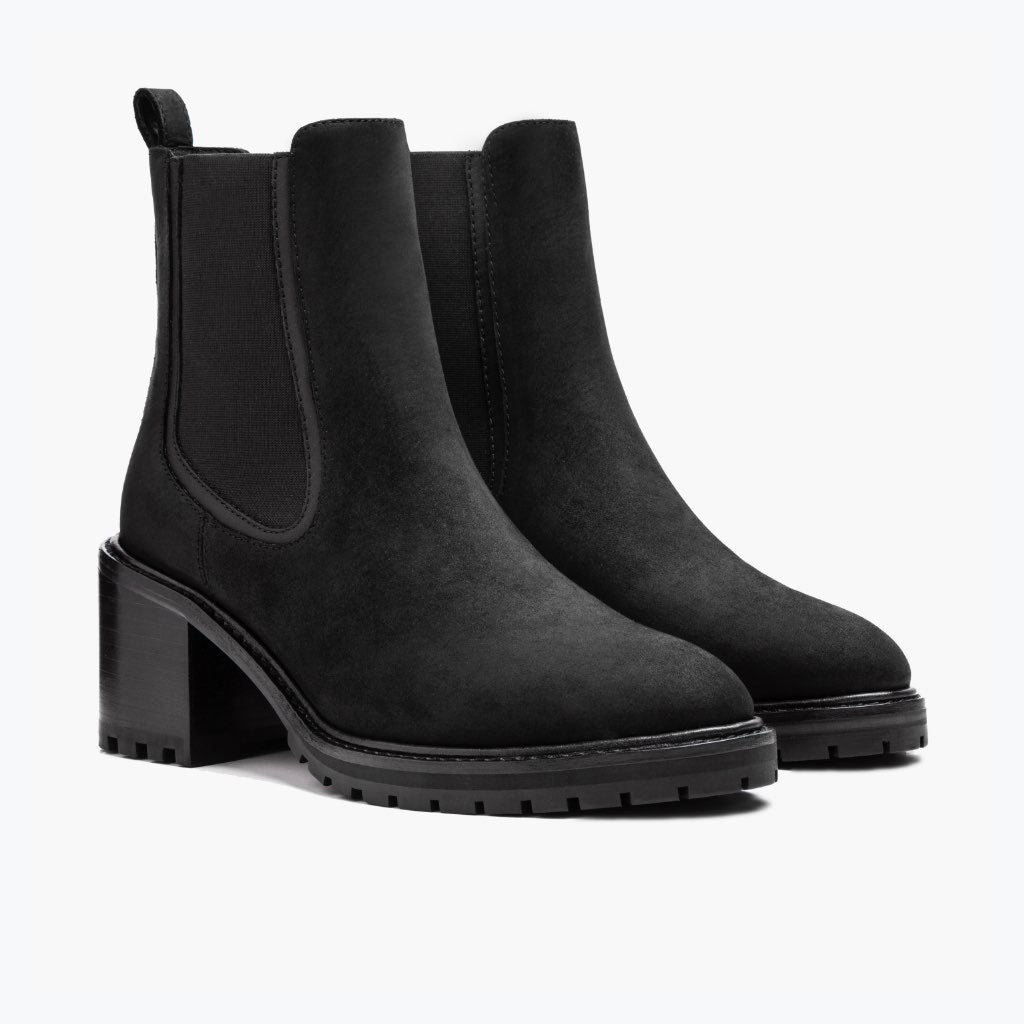 Black Full-Grain leather Boots - グッドイヤーウェルト製法とつま先トウボックスのディテール