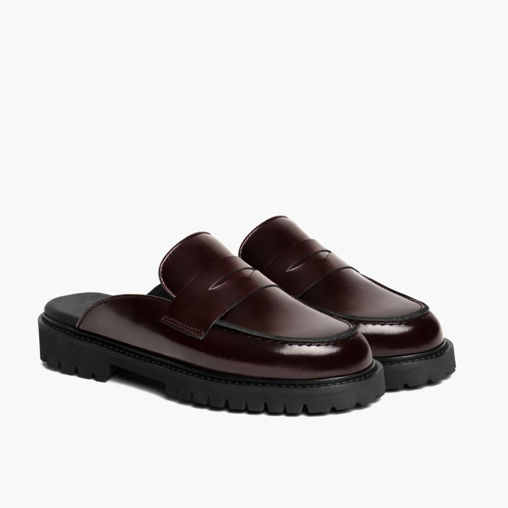 Penny Mule バーガンディ レザーブーツ レディース in Burgundy Full-Grain Leather - 側面ビュー | 公式オンライン通販