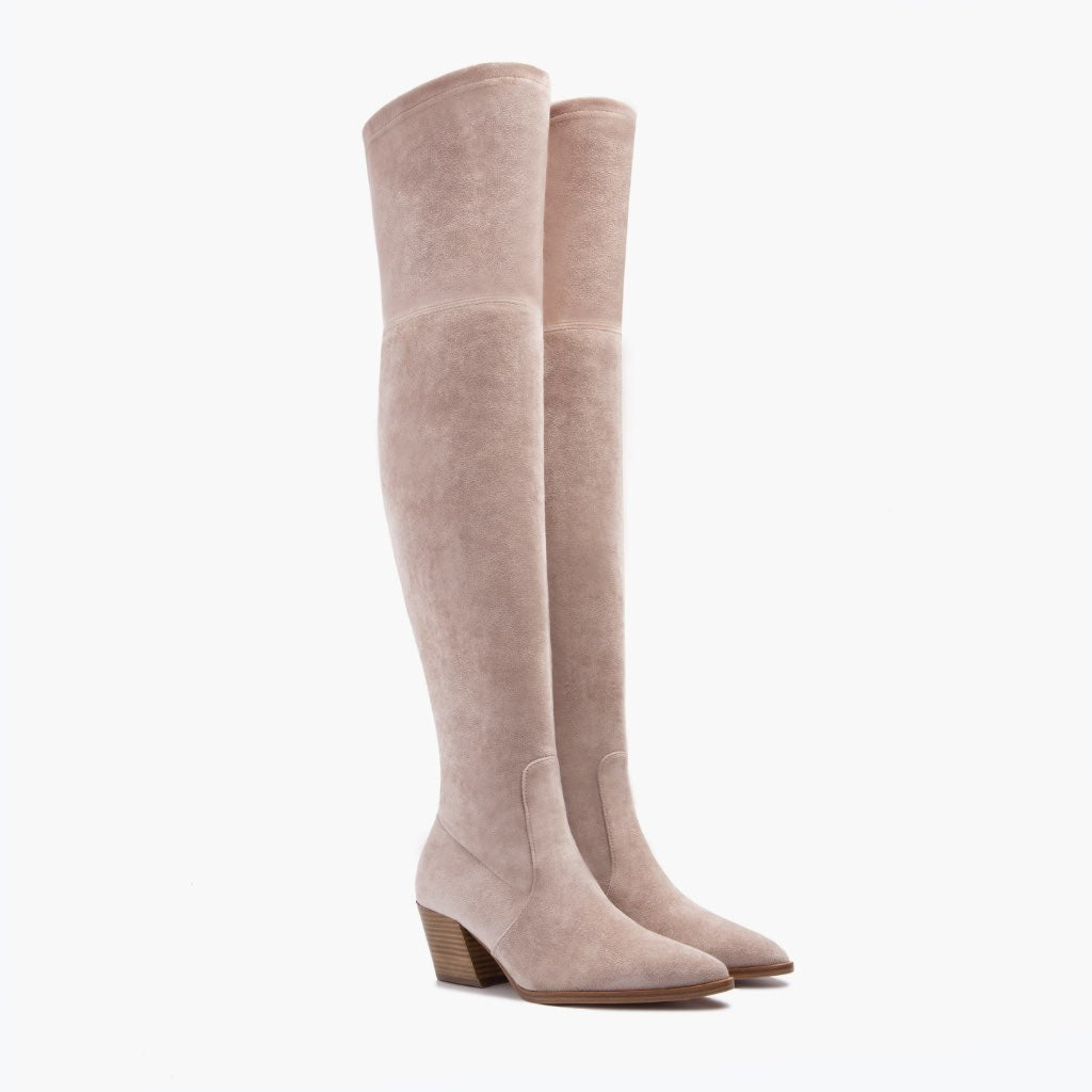 Classic Full-Grain leather Boots - グッドイヤーウェルト製法とつま先トウボックスのディテール