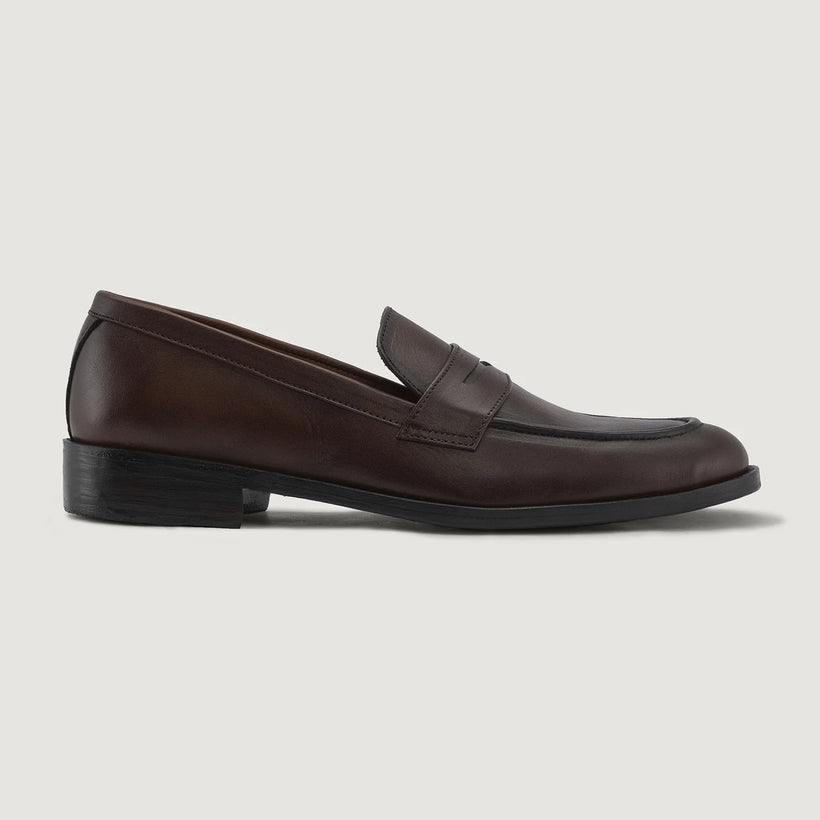Baxton Burnished ブラウン Leather Loafers メンズ
