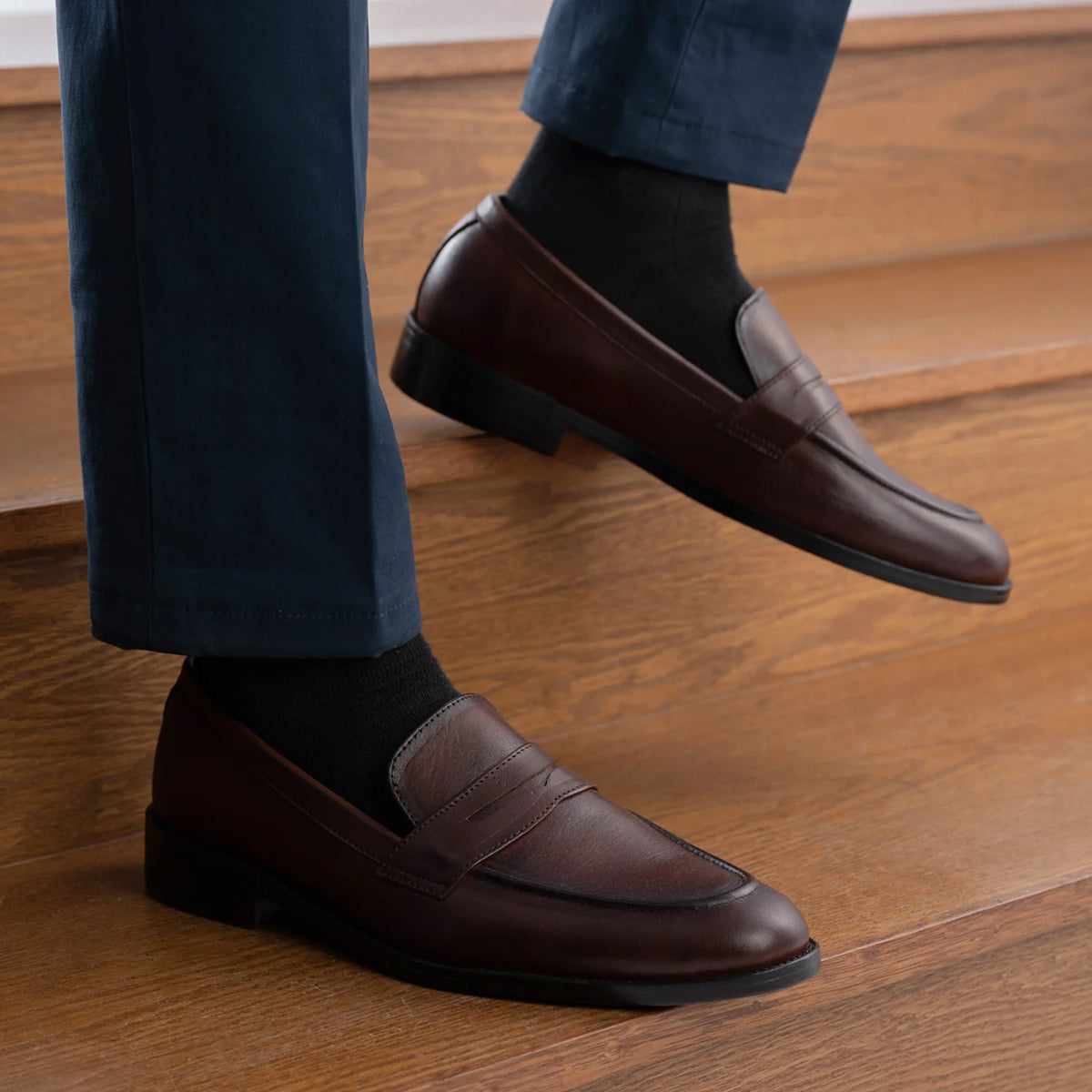 Orlaven Baxton Burnished ブラウン レザーローファー メンズ footwear image 9