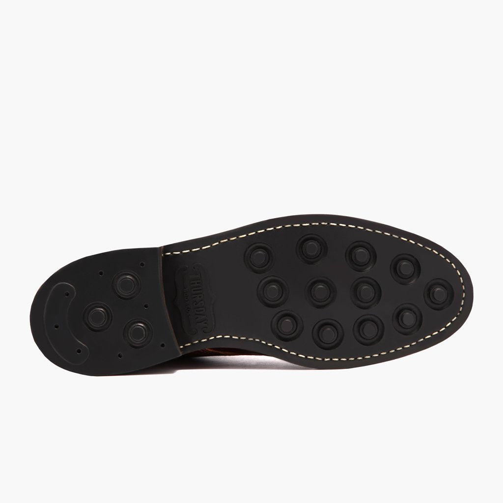High-Traction Rubber Outsole & Lug Tread Pattern on Vanguard French Roast レザーブーツ メンズ For Men
