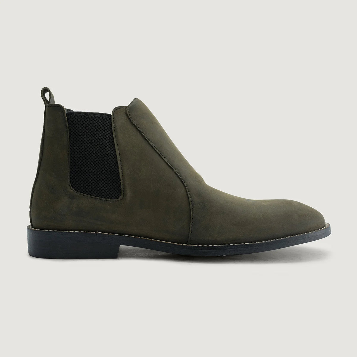 Olive Full-Grain leather Boots - グッドイヤーウェルト製法とつま先トウボックスのディテール