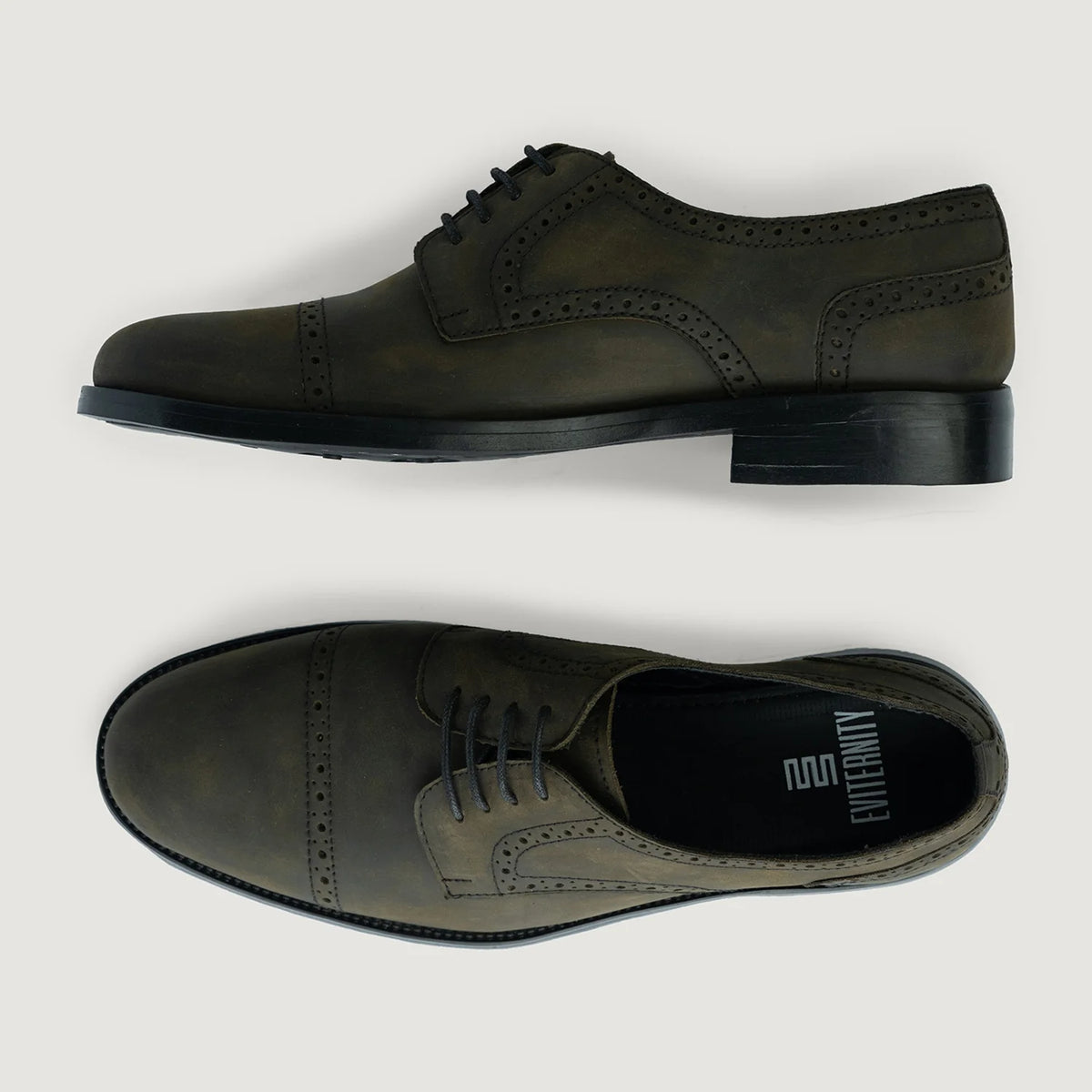 Dirk Brogues Derby Olive Oil Pullup Leather Shoes StudGuard For Men - 補強ヒールカウンターと高精度2本針ステッチのディテール