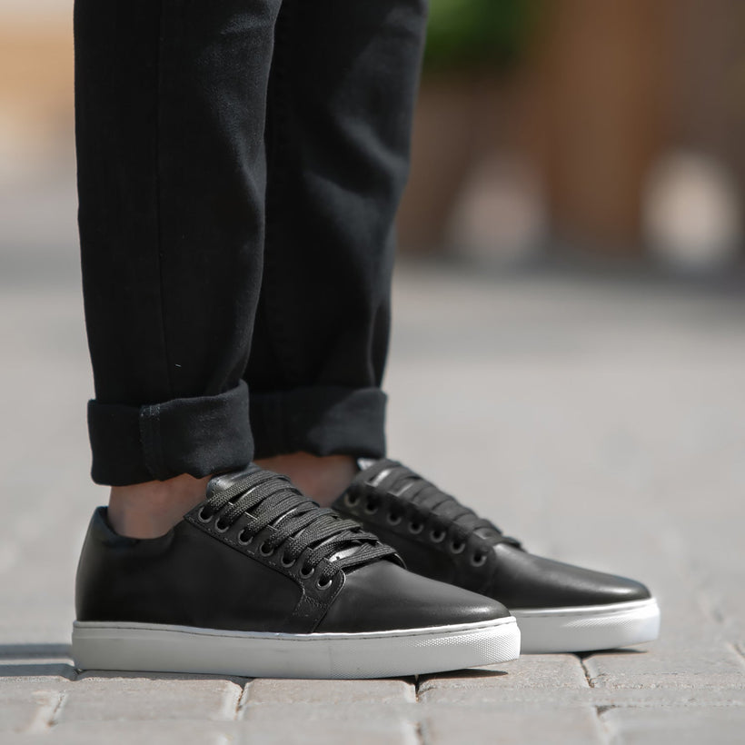Murphy Low Top ブラック レザースニーカー メンズ