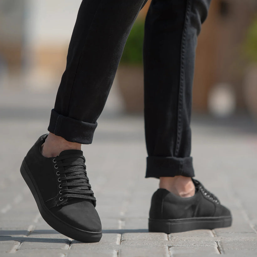 Murphy Low Top ブラック Nubuck スニーカー メンズ