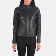 Close-Up Detail of Band &amp; Zipper Hardware on Women's Adalyn キルティング ブラック レザーライダースジャケット レディース