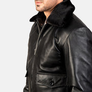 
内側ライニングビュー Showing Quilted Viscose Lining & 内側ユーティリティポケット2つ