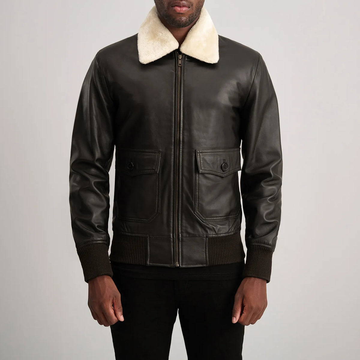 
クローズアップ詳細 of Shirt with Removable Fur & Zipper Hardware on Airin G-1 ブラウン & Cream レザーボンバージャケット メンズ