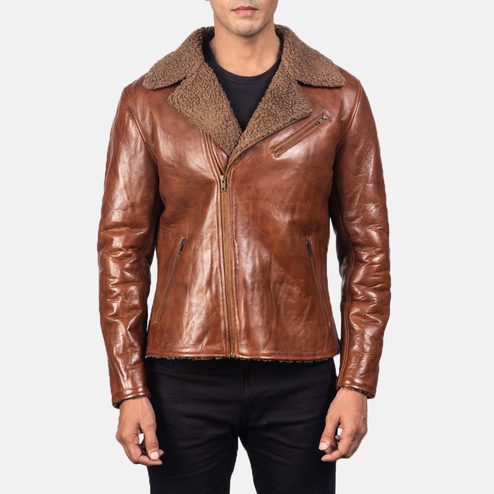 Men's Alberto Shearling ブラウン レザージャケット メンズ - Lateral Side Profile View Showing Sleeve Cut &amp; Athletic Taper Fit