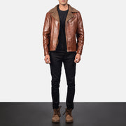 Close-Up Detail of Notch &amp; Zipper Hardware on Men's Alberto Shearling ブラウン レザージャケット メンズ