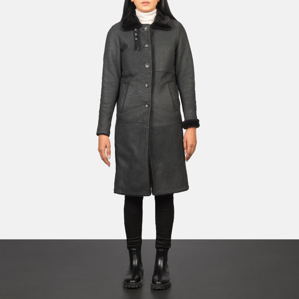 Women's Alina Shearling ブラック レザーコート レディース in Distressed Black Sheepskin Leather - Front Profile View &amp; Tailored Silhouette | Buy Online