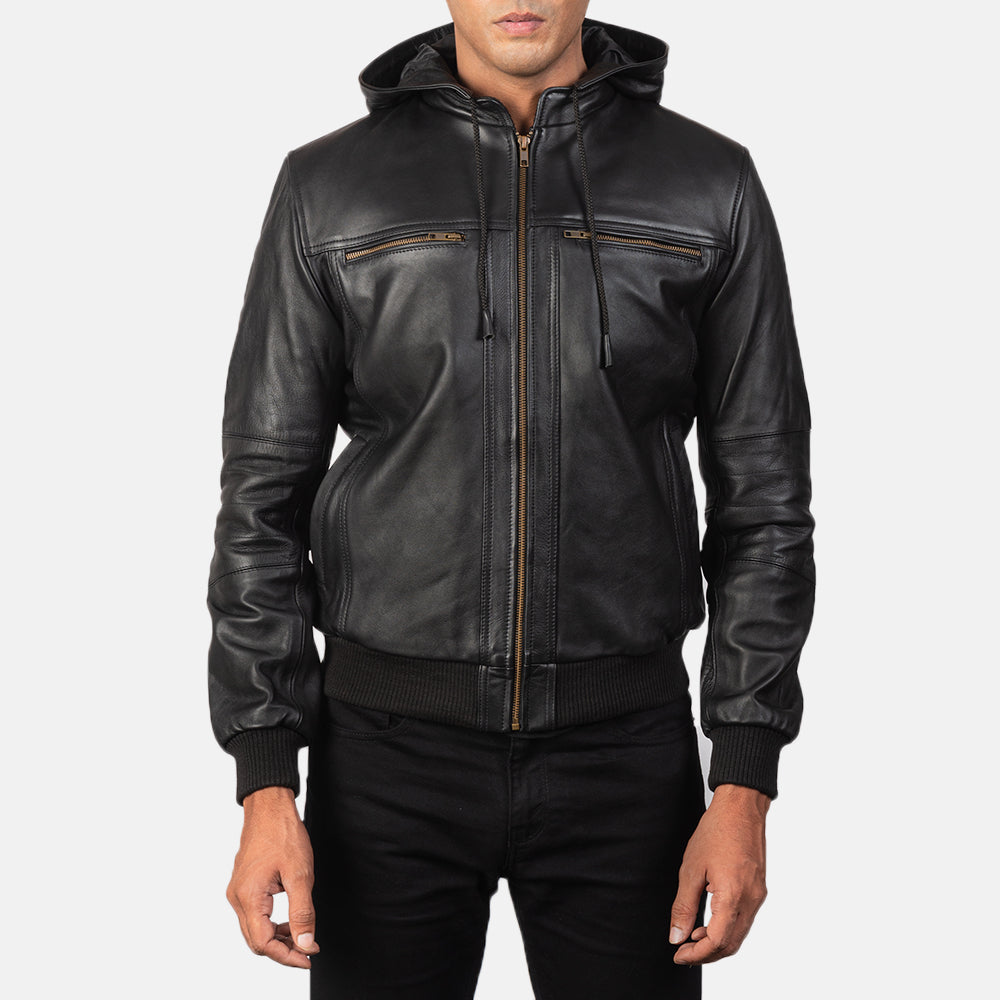 
Bouncer Biz Black Leather Hooded Bomber Jacket - 袖の立体カッティングと洗練されたテーパードフィットを見せる側面ビュー