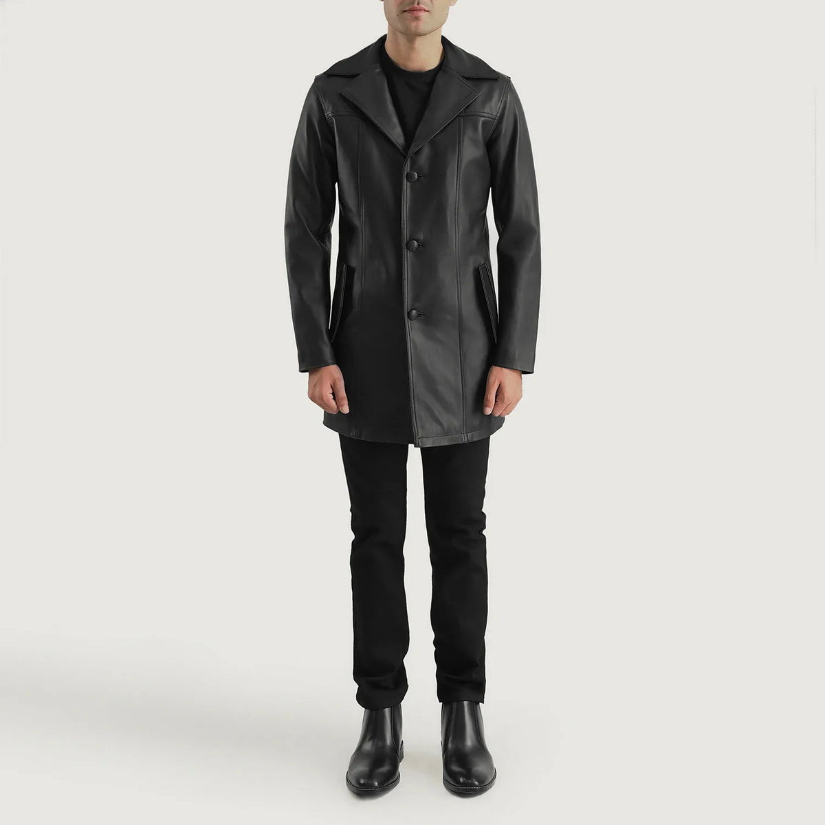 Brawnton ブラック レザーコート メンズ - Lateral Side Profile View Showing Sleeve Cut &amp; Athletic Taper Fit