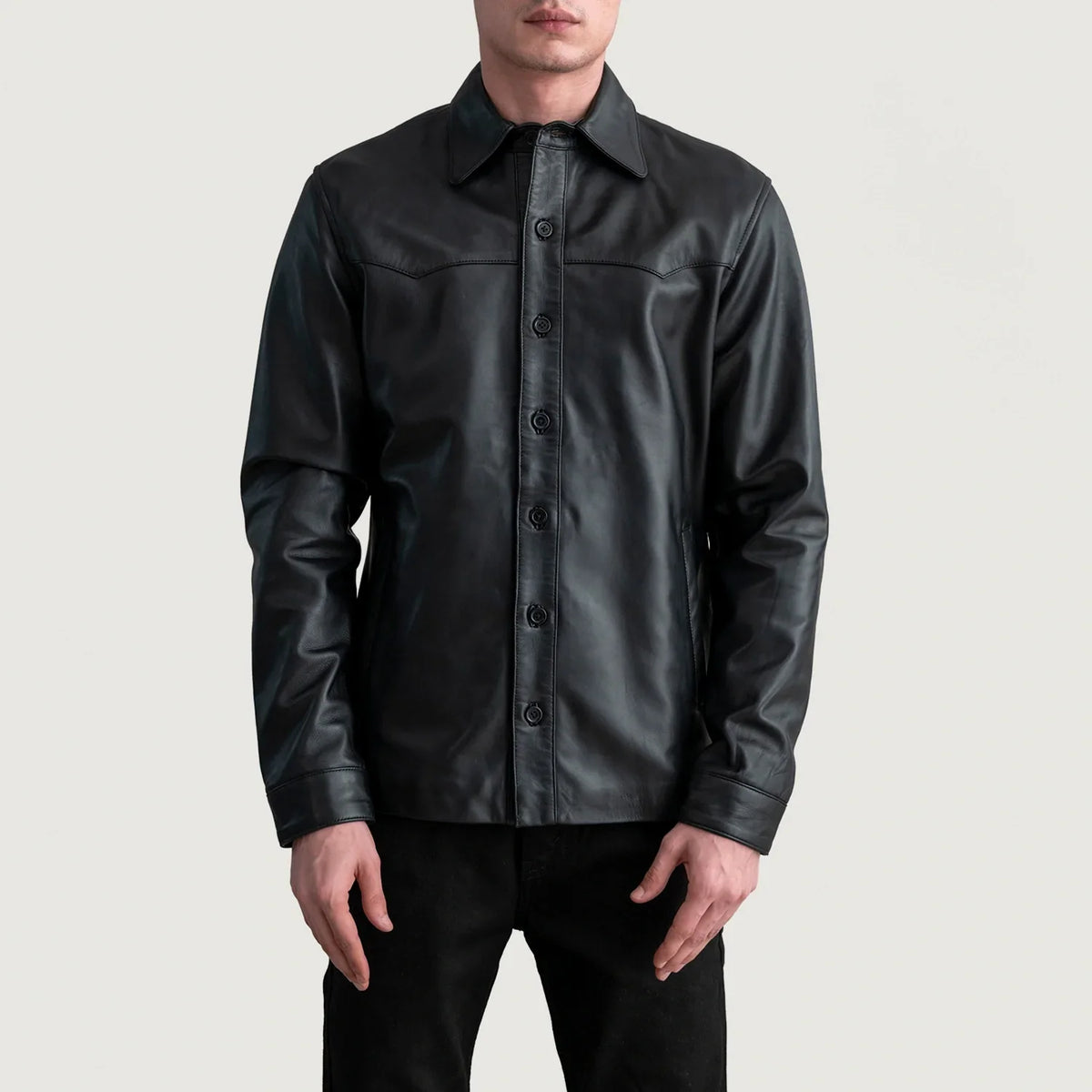 Bronco ブラック Leather Shirt メンズ - Lateral Side Profile View Showing Sleeve Cut &amp; Athletic Taper Fit