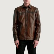 
Bronco ディストレストブラウン Leather Shirt メンズ - 袖の立体カッティングと洗練されたテーパードフィットを見せる側面ビュー