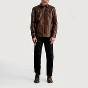 
クローズアップ詳細 of Shirt & Buttons Hardware on Bronco ディストレストブラウン Leather Shirt メンズ