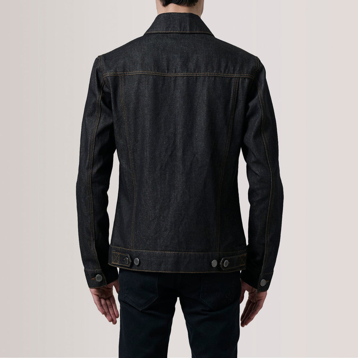 
クローズアップ詳細 of Classic Collar & Heavy-Duty Zipper Hardware on Conard Faded ブラック Denim Trucker レザージャケット メンズ For Men