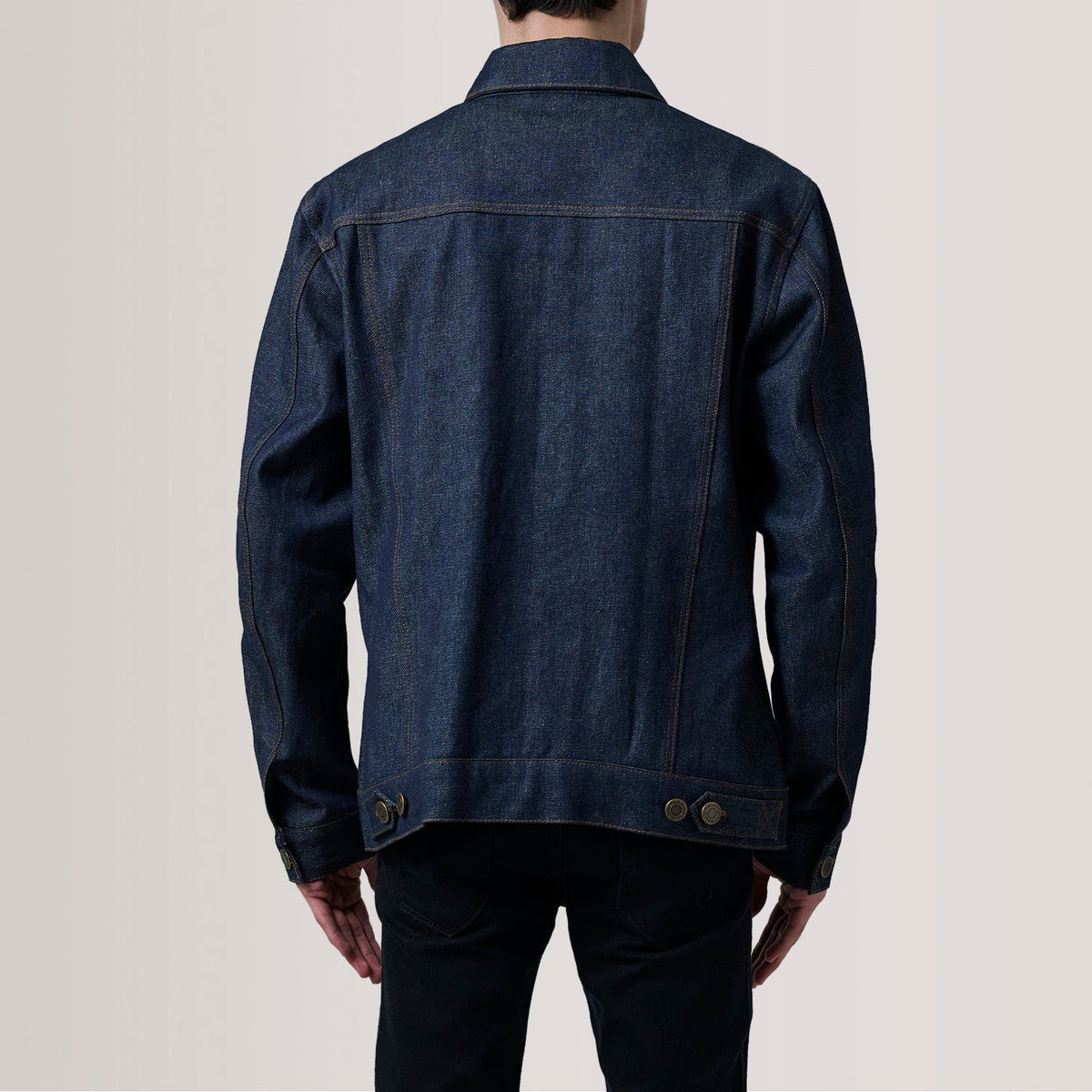 
クローズアップ詳細 of Classic Collar & Heavy-Duty Zipper Hardware on Conard Ash Grey Denim Trucker Jacket For Men
