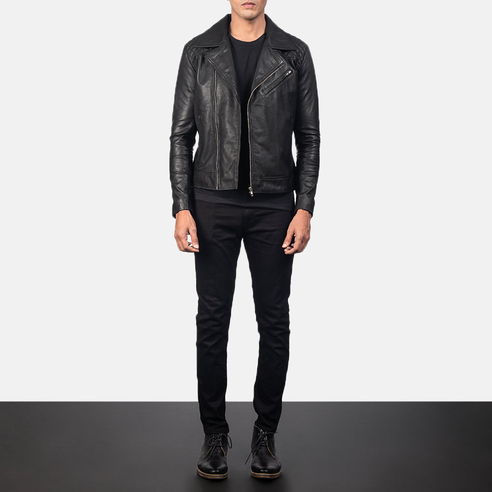 クローズアップ詳細 of Notch & Zipper Hardware on Danny Quilted Brown Leather Biker Jacket