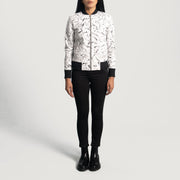 Close-Up Detail of Varsity &amp; Zipper Hardware on Women's Donna Blake White レザーボンバージャケット レディース