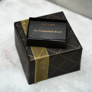 
Giftset Leather Writing Case and Pen (Passport holder) in Classic Full-Grain Leather - 正面スタイル＆テーラードシルエット | 公式オンライン通販