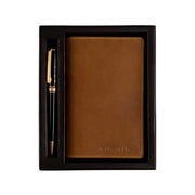 
Giftset Leather Writing Case and Pen (Passport holder) in Classic Full-Grain Leather - 正面スタイル＆テーラードシルエット | 公式オンライン通販