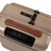 
着用イメージ： Hand Luggage Suitcase Front Pocket Zuna レディース レディース モデル着用（自然光でのドレープ感）