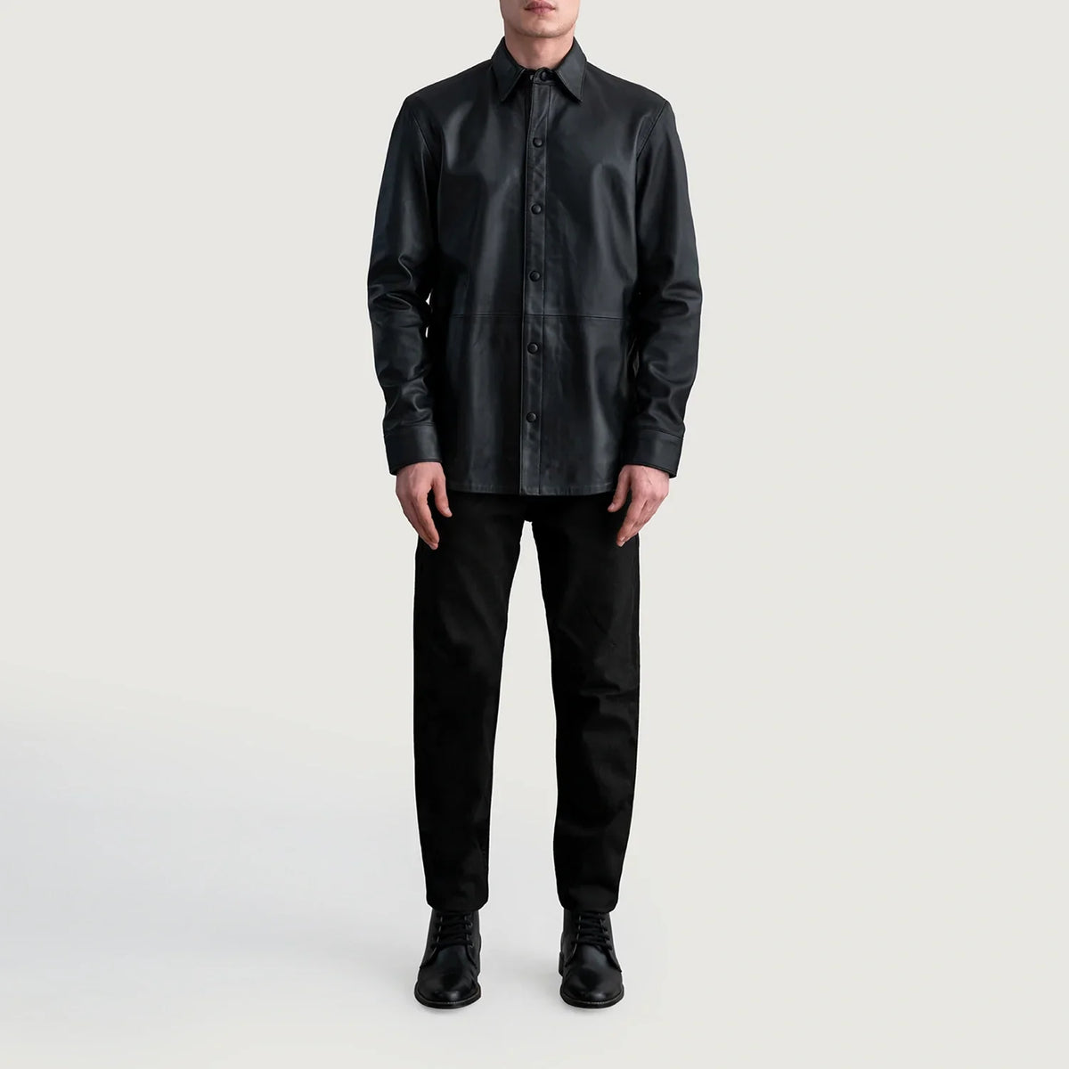 
クローズアップ詳細 of Shirt & Leather Buttons Hardware on Haven Black Leather Shirt