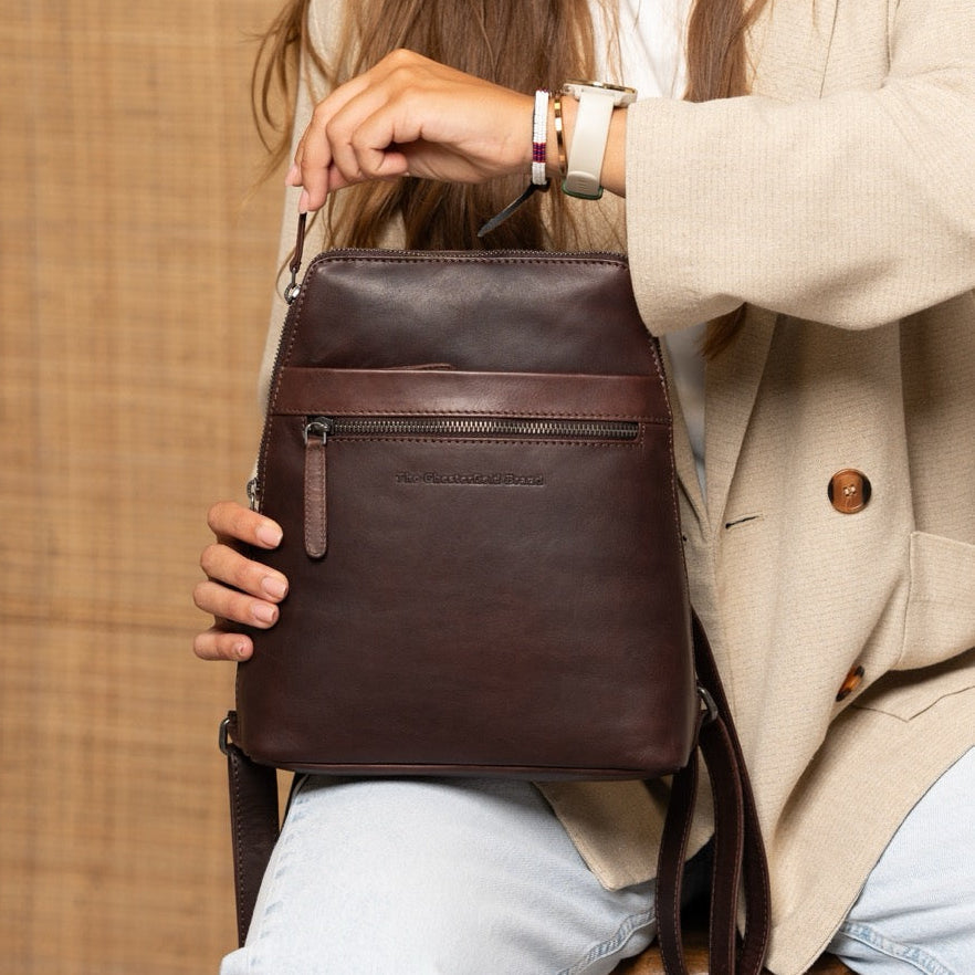 Linford Full-Grain Leather Backpack レディース – alternate product view 3