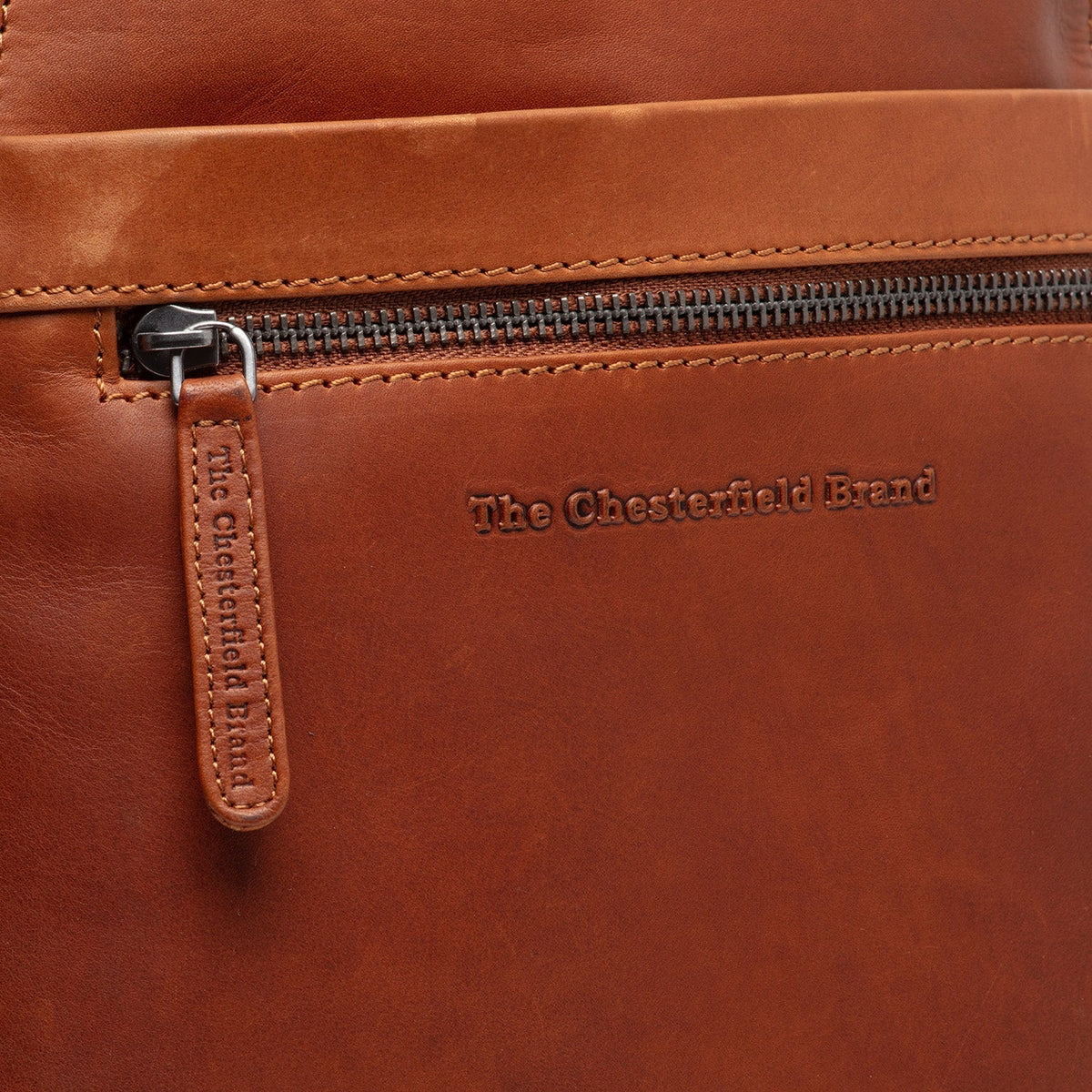 Linford Full-Grain Leather Backpack レディース – alternate product view 2