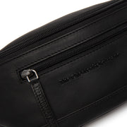 
内側ライニングビュー Showing Dedicated Padded Laptop Sleeve & Multi-Compartment Organization