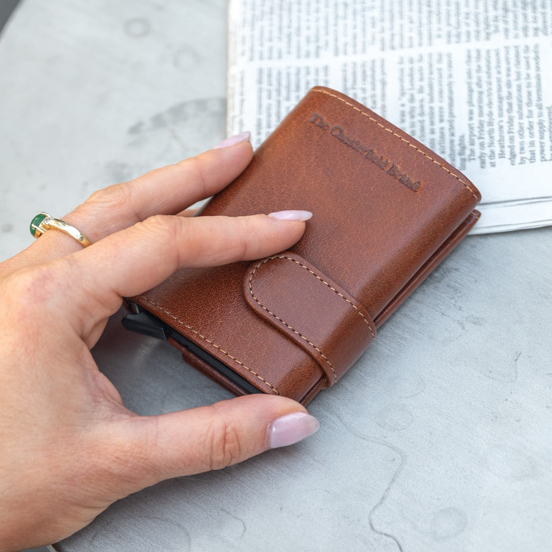 Mannheim Full-Grain Leather Card Holder レディース – alternate product view 2