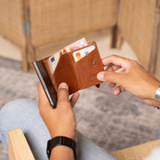 Paris Full-Grain Leather Card Holder レディース – alternate product view 3